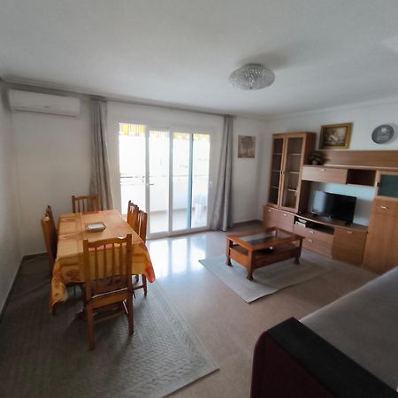 Apartamento Con Buena Vista Apartment Torrevieja Luaran gambar