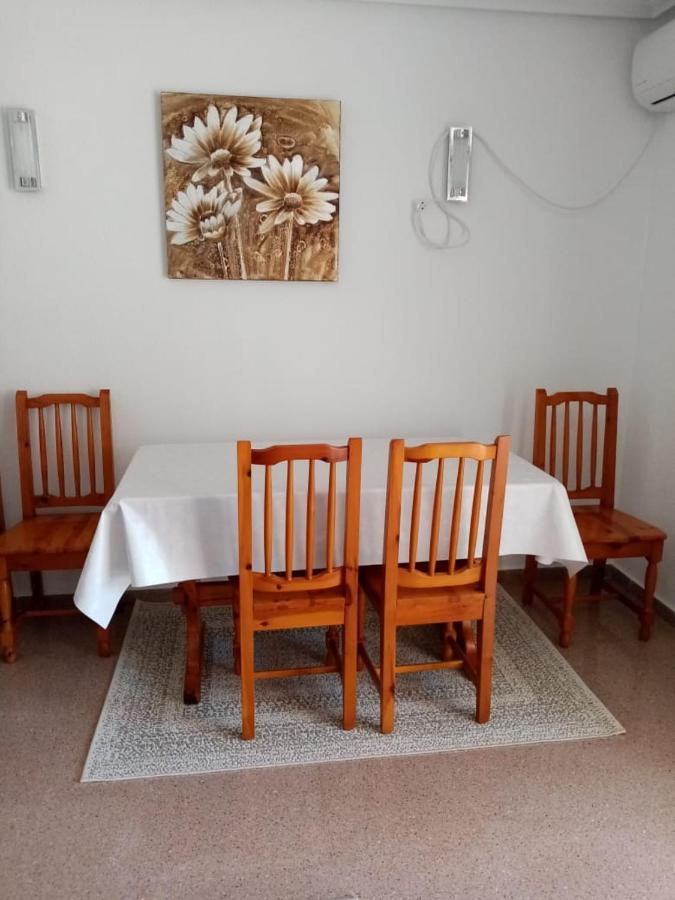 Apartamento Con Buena Vista Apartment Torrevieja Luaran gambar