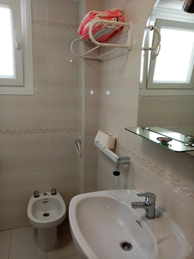 Apartamento Con Buena Vista Apartment Torrevieja Luaran gambar