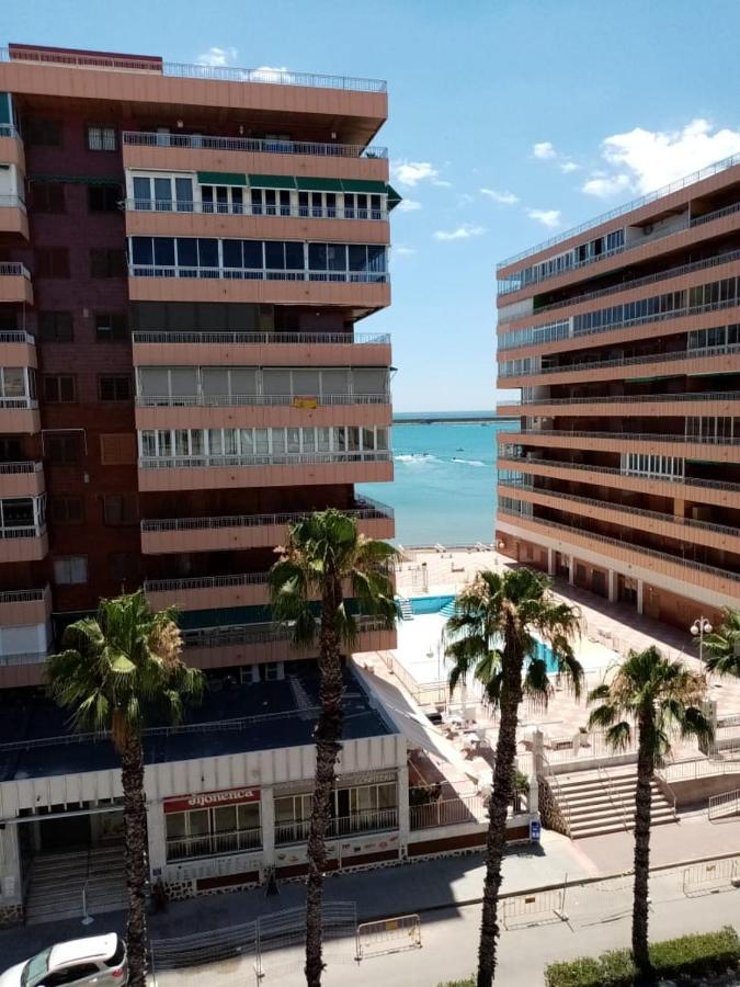 Apartamento Con Buena Vista Apartment Torrevieja Luaran gambar